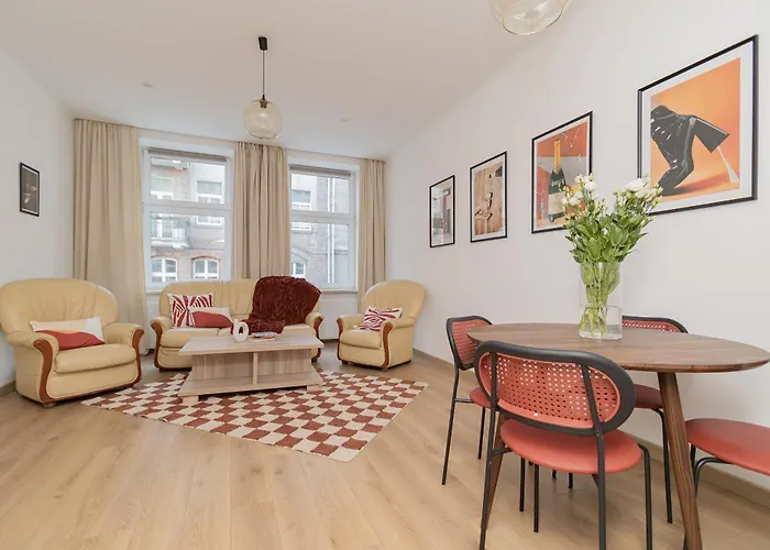Glow Apartments - Apartament Retro Dolne Miasto Gdansk